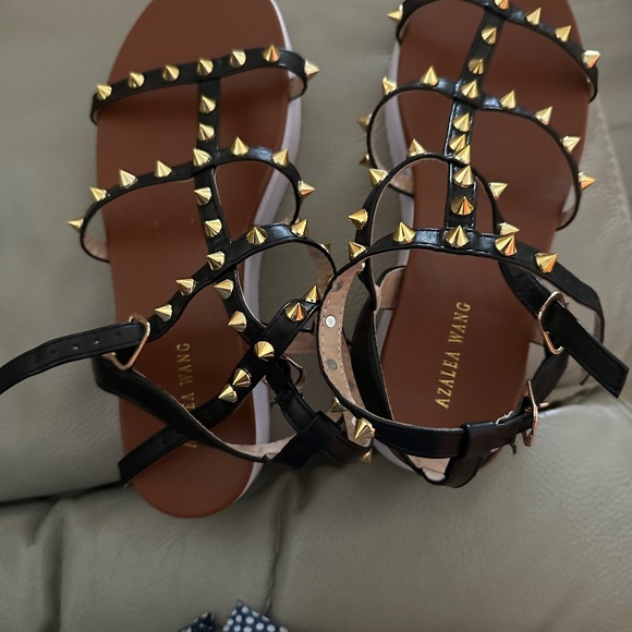 Azalea Wang Black Gold studded Sandal - Picture 1 of 4